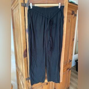 Comfy, stylish black pants with tassle